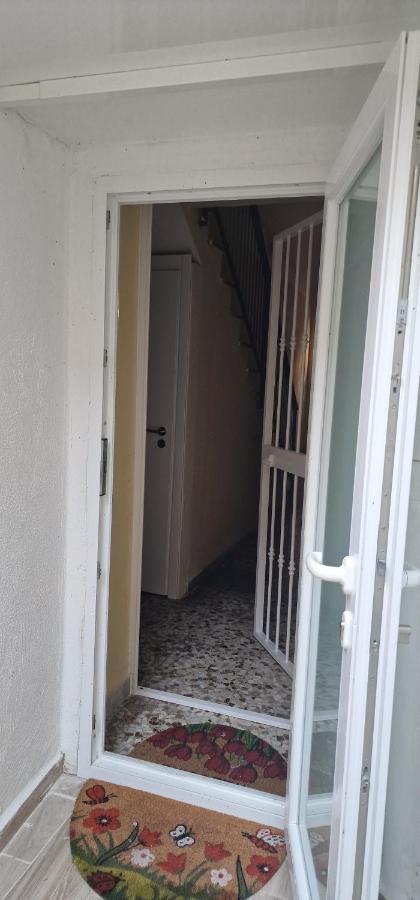 Di Paola Via Melo Appartement